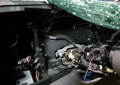 2005 Chevrolet Tahoe K150 from USA, damaged, VIN 211314